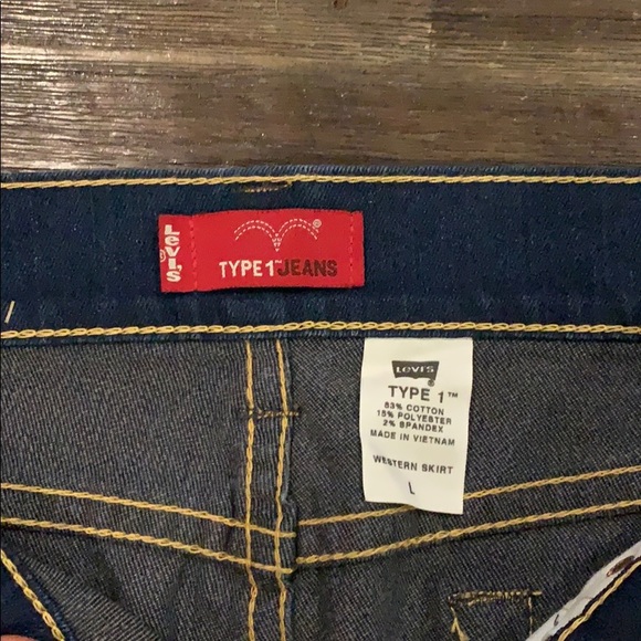 Levi’s Type 1 Denim Pencil Skirt - Picture 2 of 3